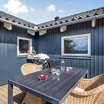 Effie - 500m From The Sea By Interhome *