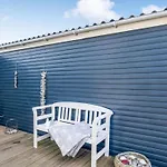 Effie - 500m From The Sea By Interhome *