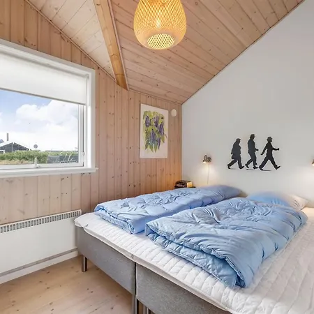 Effie - 500m From The Sea By Interhome *