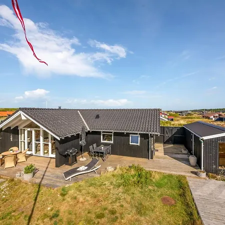 Semesterbostad Effie - 500m From The Sea By Interhome Bjerregård